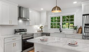 57 Hillcrest Dr SE, Austell, GA 30168