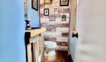 1118 PARKWAY Blvd, Appleton, WI 54914