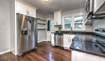 150 Hillcrest Rd, Bridgeport, CT 06606