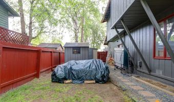 4040 Wispen Cir, Anchorage, AK 99517