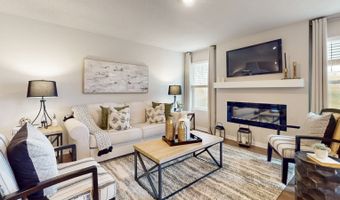 2506 E 47TH St, Des Moines, IA 50317