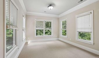12516 Darvish Ln, Alpharetta, GA 30005