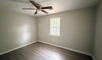 1605 Clinton St, Barnwell, SC 29812