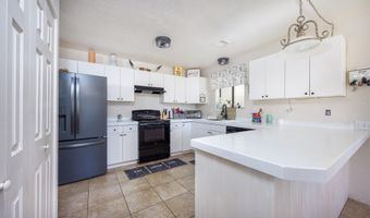 327 S Pima Ln, Benson, AZ 85602