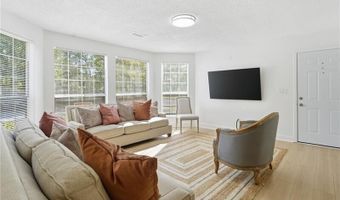 904 Wentworth Ct, Alpharetta, GA 30022