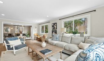 15 Queens Ln, Darien, CT 06820