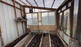 350 WORTON Ln, Auburn, WY 83111