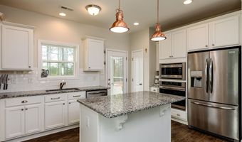 3135 Dana Ln, Aberdeen, NC 28315