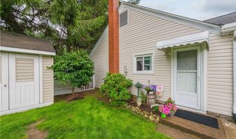 984 Cleveland Ave, Amherst, OH 44001