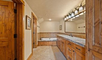 13471 Albright Ln, Bigfork, MT 59911