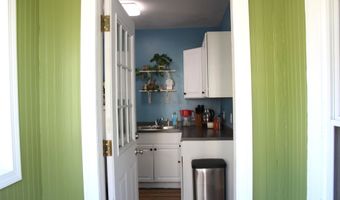 7 Grove St, Auburn, ME 04210