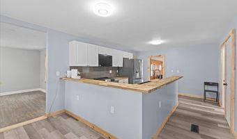 186 N Main St, Bakersfield, VT 05441