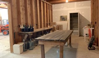 23555 SUTTLE Rd, Veneta, OR 97487