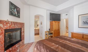 2016 Stonefield Ln, Santa Rosa, CA 95403