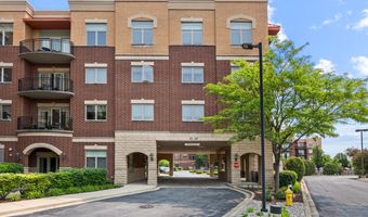 1210 N Foxdale Dr 2-213, Addison, IL 60101