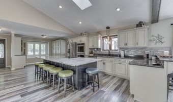 2780 Wicker Rd, Indianapolis, IN 46217