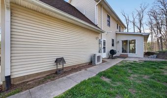 692 N Parker Ln, Bloomfield, IN 47424