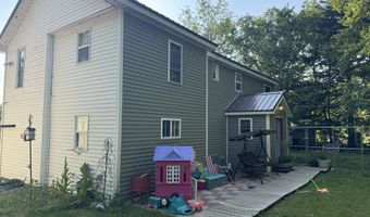 20 Moosehorn Rd, Abbot, ME 04406