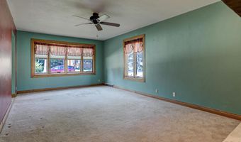 1404 N CHARLOTTE St, Appleton, WI 54911