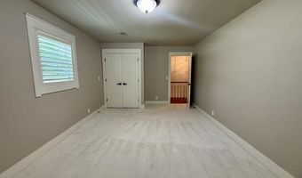 24 Shoemaker Cir, Batesville, AR 72501