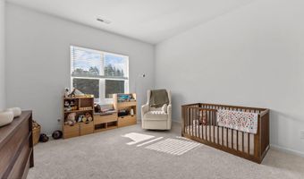51 Walkabout Dr, Aberdeen, NC 28315