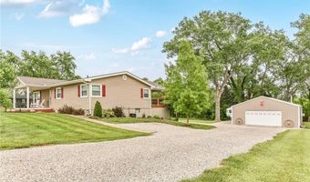 20440 147th St, Basehor, KS 66007