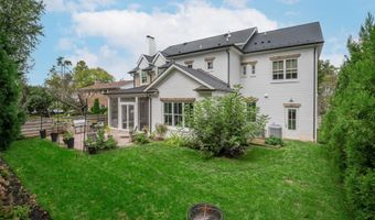 6004 LAVIN Ln, Bethesda, MD 20817