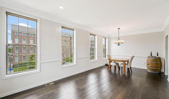 22635 NAUGATUCK Sq, Ashburn, VA 20148