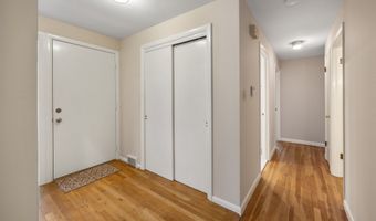 74 Woods Rd, Bethany, CT 06524