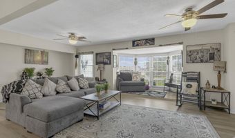 208 Kenneth Dr, Boiling Springs, SC 29316