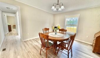 10 Pinecone Dr, Alfred, ME 04002
