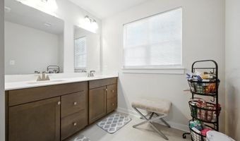 15513 TWIN RIVER Cir, Bowie, MD 20716