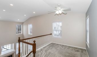 7 Shade Tree Ct, Algonquin, IL 60102