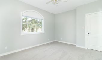 707 Fairington Way, Alexandria, IN 46001