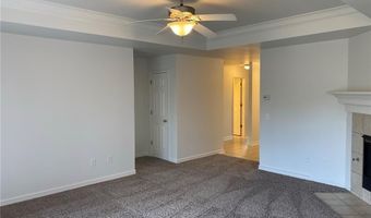 911 SW Cheyenne Dr, Bentonville, AR 72712