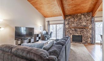 8372 Lower 138th Ct, Apple Valley, MN 55124