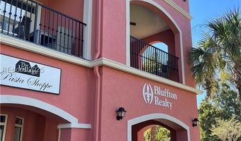 10 Johnston Way E, Bluffton, SC 29910