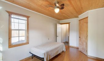 705 E Ave E, Alpine, TX 79830