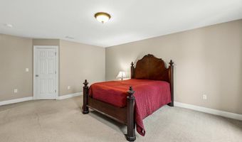 5 Millstone Ter, Bedford, NH 03110