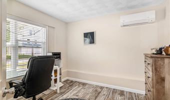 60 Brooklyn Rd, Narragansett, RI 02882