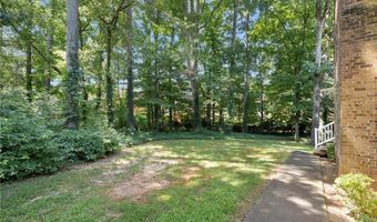 2501 Pine Cove Dr, Tucker, GA 30084