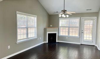 373 Still Water Cir, Boiling Springs, SC 29316