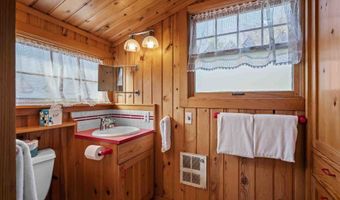 1062 S BREAKER Ave, Rockaway Beach, OR 97136