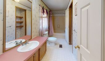 39 Kingdom Hall, Abbeville, SC 20620