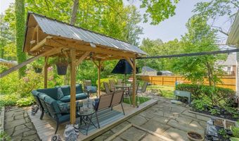 1201 Overlook Dr, Alliance, OH 44601