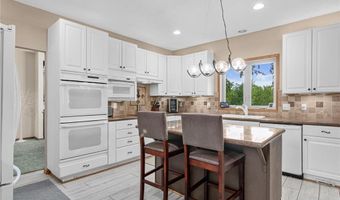 14217 Footbridge Way, Apple Valley, MN 55124