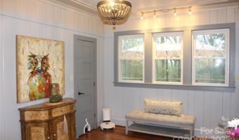 242 Birch Ln, Arden, NC 28704