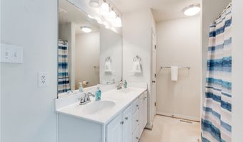 2222 Silver St, Aylett, VA 23009