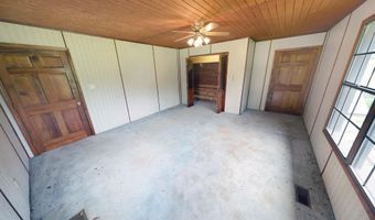 100 CLARK Ct, Anniston, AL 36201
