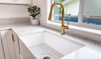 1267 WOODLAWN Ter, Clearwater, FL 33755